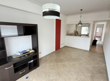 Departamento · 42m² · 2 Ambientes · Departamento en Alquiler en Lanús Este