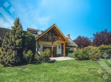 Casa · 171m² · 5 Ambientes · 1 Cochera · Alquiler Casa 4 Dorm. - Zona Centro - San Martin de Los Andes