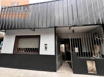 Oficina comercial · 78m² · 4 Ambientes · Casa / Oficina C/ Local 105 m² Solo Uso Comercial o Profesional - S. Justo (Ctro)