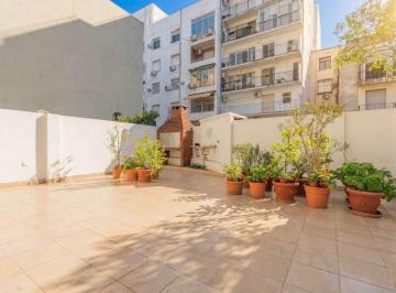 Departamento · 93m² · 3 Ambientes · 1 Cochera · Departamento con Terraza en Venta - Plaza Vicente Lopez