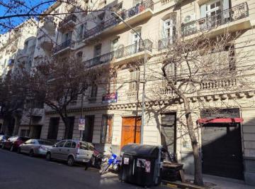 Departamento de 5 ambientes, Balvanera · 5 Ambientes en Edificio Señorial en Esquina, Apto Vivienda y Estudios Profesionales