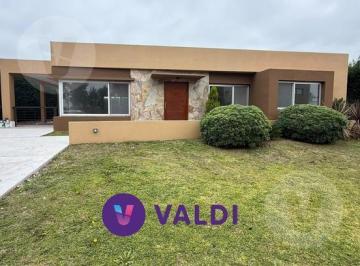 Casa · 162m² · 5 Ambientes · Casa en Canning (Ezeiza)