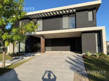 Casa · 432m² · 6 Ambientes · 2 Cocheras · Casa en Virazon