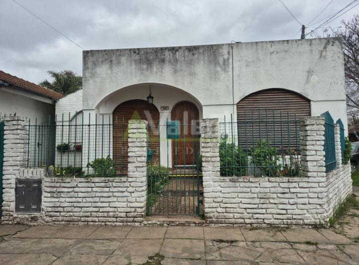 Casa · 70m² · 3 Ambientes · 1 Cochera