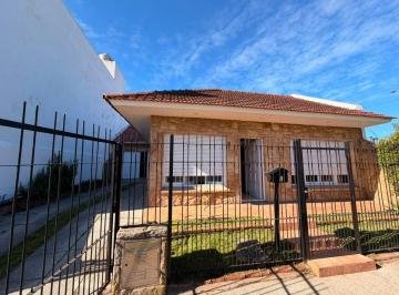 Casa de 5 ambientes, Mar del Plata · Alquilamos un Hermoso Chalet Sobre Lote Propio