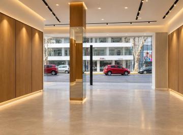 Local comercial · 196m² · Alquiler Local Sobre Av Pueyrredon y Santa Fe en Barrio Norte