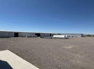Bodega-Galpón · 2460m² · Predio Industrial - 2 Galpones, Oficinas, y Anexos