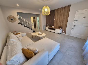 Departamento · 160m² · 3 Dormitorios · 1 Cochera · PH 4 Ambientes - Reciclado a Nuevo - Zona Aldrey