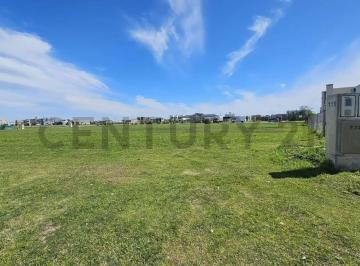 Terreno · 690m² · Venta Lote en Club de Campo Sebastian Gaboto. Hudson