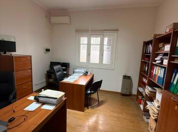 Oficina comercial · 315m² · 4 Ambientes · Local Apto Profesional con 3 Oficinas