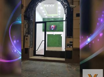 Local comercial · 70m² · 2 Ambientes · Local en Alquiler - 1 Baño - 70 m - Lanús