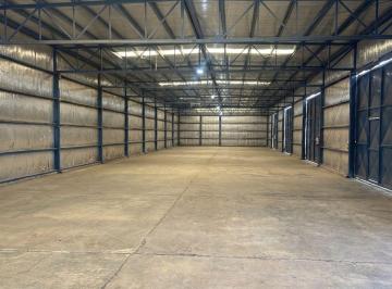 Bodega-Galpón · 700m² · Alquiler Galpon 700 m² Parque Industrial Chimbas