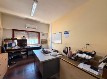Bodega-Galpón , Villa Lugano · Galpon en Dos Plantas en Venta con Trifasica y Habilitacion