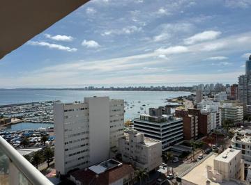 Departamento de 3 ambientes, Uruguay · En Venta - Apartamento 2 Dorm. con Excelente Vista Al Mar