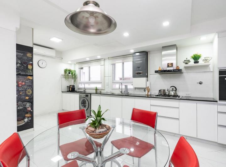 Departamento · 84m² · 4 Ambientes · 1 Cochera