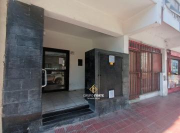 Departamento · 33m² · 2 Ambientes · Oportunidad! Departamento a Refaccionar B° Alberdi