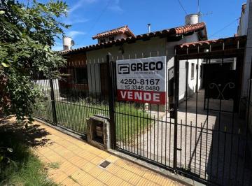 Casa de 4 ambientes, Quilmes · Chalet con Depto Ubicado Sobre Calle 848 a m de Av Cno. Gral. Belgrano.