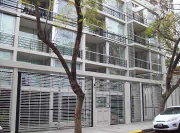Departamento de 2 ambientes, Saavedra · Departamento de 2 Ambientes Al Frente con Balcón en Edificio de Categoria.