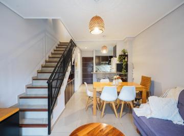 PH · 63m² · 3 Ambientes · Venta PH Triplex en Liniers