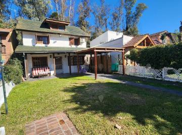 Casa · 102m² · 4 Ambientes · 2 Cocheras · Casa Chalet en Venta en Ingeniero Maschwitz, Escobar, G. B. a. Zona Norte