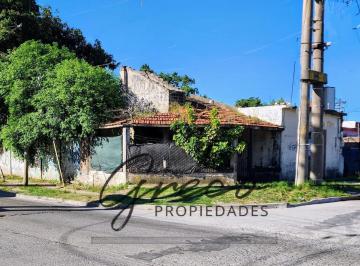 Casa · 100m² · 4 Ambientes · 2 Cocheras · Casa a m de Estación Oportunidad