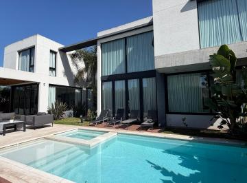 Casa de 4 ambientes, Berazategui · Casa en Venta en Fincas de Hudson