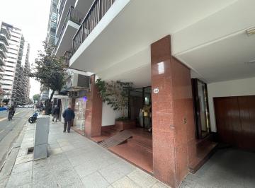 Departamento de 3 ambientes, Retiro · Alquiler - Tres Ambientes con Cochera Fija - Gran Balcon - Muy Luminoso - Retiro