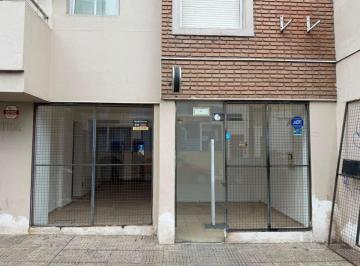 Local comercial de 1 ambiente, Córdoba · Local de 72 m² en Alquiler en Alberdi
