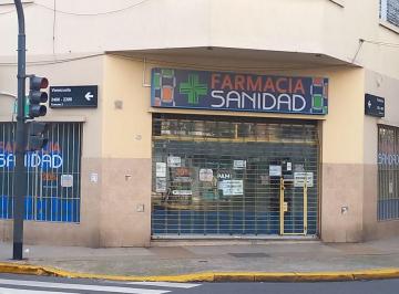 Local comercial de 5 ambientes, Balvanera · Venta Local en Esquina 133 m² Vidriera de 16 m - Venezuela y Pichincha