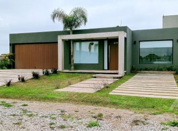 Casa · 600m² · 3 Ambientes · 2 Cocheras · Venta Casa Doble Cochera Piscina - Barrio Privado Finca Don Eugenio II - General Rodriguez