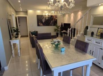 Departamento · 160m² · 4 Ambientes · PH de Categoría 3 Dorm. Quincho + Terraza a m Gral Paz