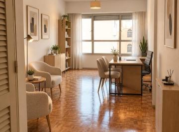 Oficina comercial · 32m² · 1 Ambiente · Apto Profesional o Comercial *cocina Kitchinet *baño Completo Privado *calefacción *seguridad