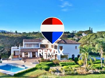 Casa · 580m² · 8 Ambientes · 1 Cochera · Casa Venta Club de Campo El Tipal Los Pioneros