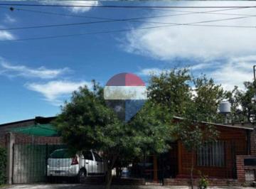 Casa · 110m² · 4 Ambientes · 1 Cochera · Venta Casa 3 Dorm. Pre Fabricada Los Perales