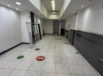 Local comercial · 100m² · Local en Alquiler en El Centro Sobre Av de Mayo Al 600 Excelente
