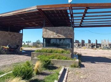 Departamento · 70m² · 3 Ambientes · 1 Cochera · Dúplex en Venta Bª Cepas de Junín - Mendoza