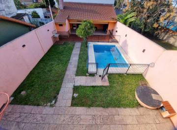 Casa · 283m² · 5 Ambientes · 2 Cocheras · 5 Ambientes Jardin Pileta Quincho Parrilla Cochera