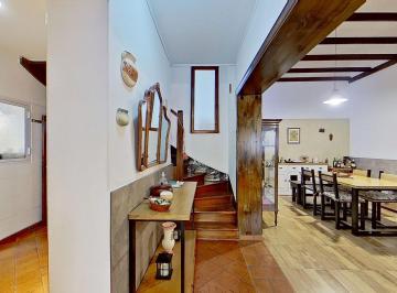 Casa · 172m² · 4 Ambientes · Venta Casa 4 Ambientes en Flores Apto Credito