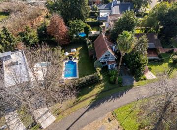 Casa · 128m² · 3 Ambientes · Venta Casa Alpina Doble Lote 3 Amb El Pato Country