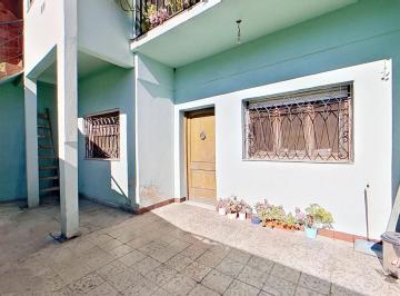 PH · 77m² · 3 Ambientes · Venta PH 3 Amb - Parque Avellaneda - Patio - Pileta