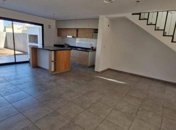 Casa · 153m² · 8 Ambientes · 2 Cocheras · Duplex 3 Dormitorio y 3 Baños en Etapa 2 Docta