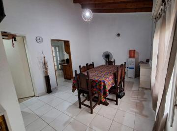 Casa · 121m² · 3 Ambientes · Venta / Permuta Casa 3 Amb en Alm. Brown Burzaco