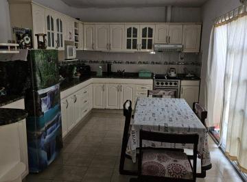 PH · 140m² · 4 Ambientes · Venta PH, 4 Ambientes, Villa Luro