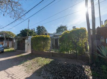 Quinta vacacional · 154m² · 2 Dormitorios · 1 Cochera · Venta Casa/quinta 2 Dorm. en Colastiné