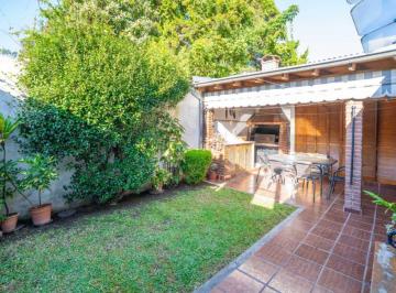 Casa · 190m² · 6 Ambientes · 1 Cochera · Casa C/jardin y Parrilla en Venta en Florida Este