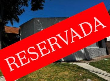 PH · 76m² · 3 Ambientes · 2 Cocheras · Reservada / Venta PH en Martinez