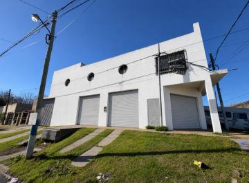 Local comercial · 296m² · 2 Cocheras · Venta Local La Plata