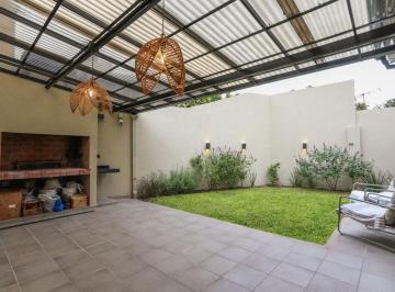 Casa · 117m² · 4 Ambientes · 1 Cochera · Venta Casa 4 Ambientes C/ Jardin y Coch Carapachay
