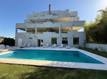 Departamento · 64m² · 3 Ambientes · 1 Cochera · Departamento con Vista Al Mar Las Gaviotas Gas Nat