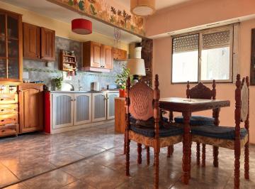 Departamento · 69m² · 4 Ambientes · Venta de Departamento Al Frente Onelli 4 Ambientes